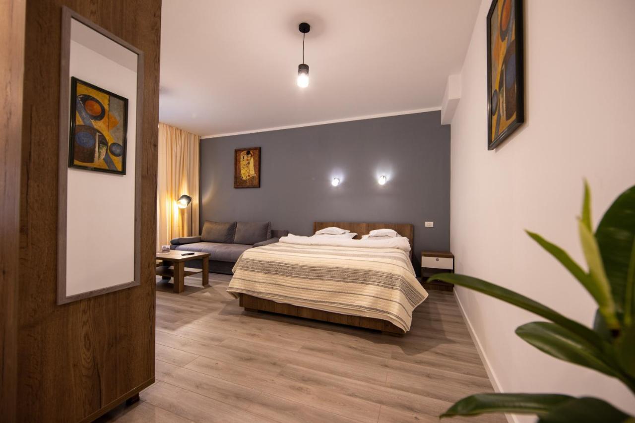 Central Place Apartment Timisoara 2 Luaran gambar