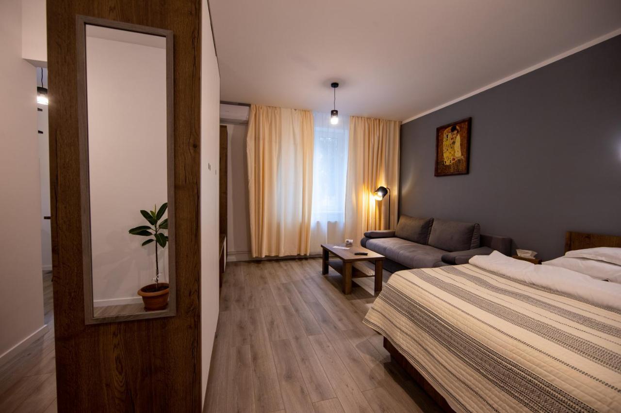 Central Place Apartment Timisoara 2 Luaran gambar