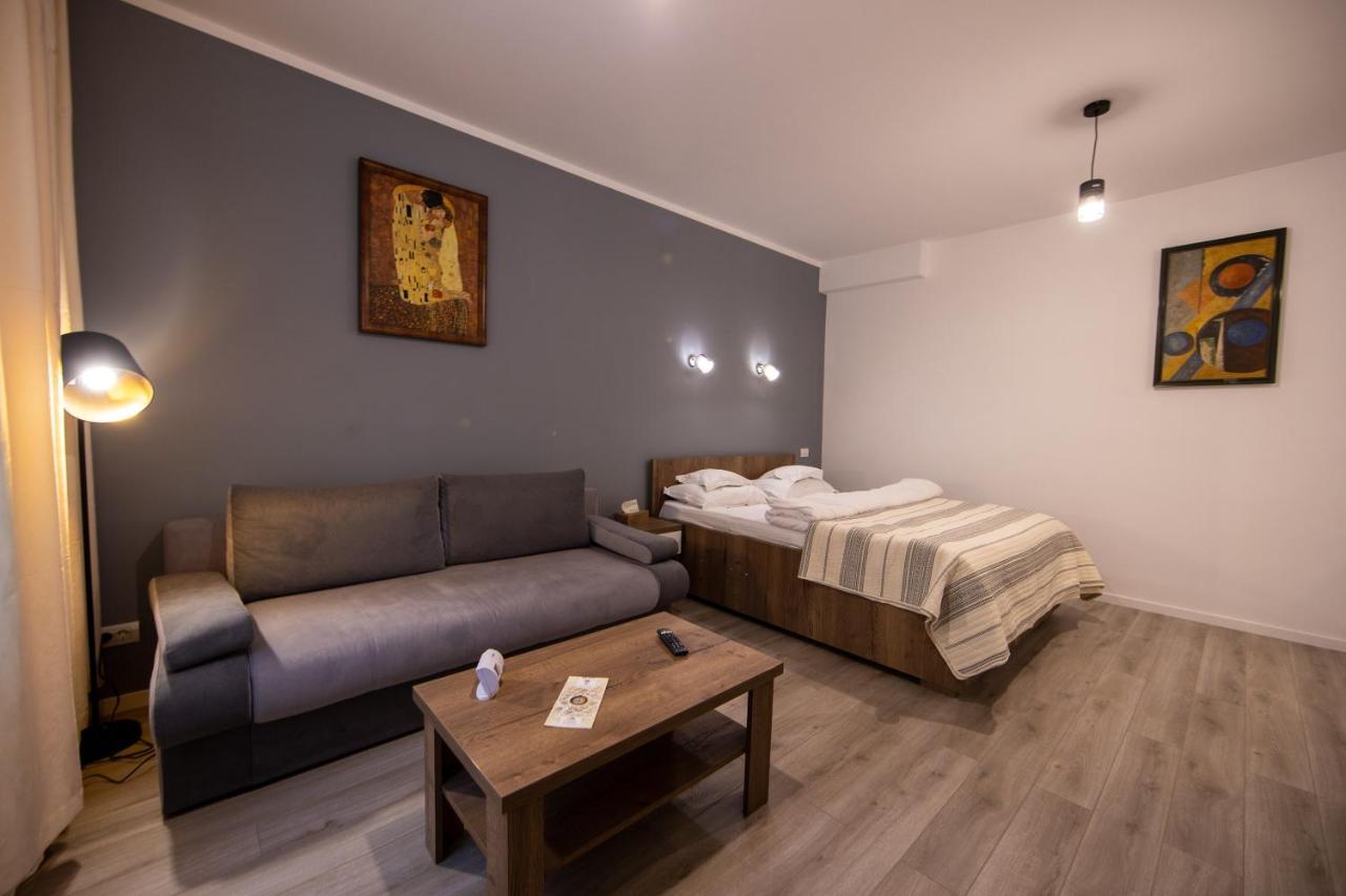 Central Place Apartment Timisoara 2 Luaran gambar