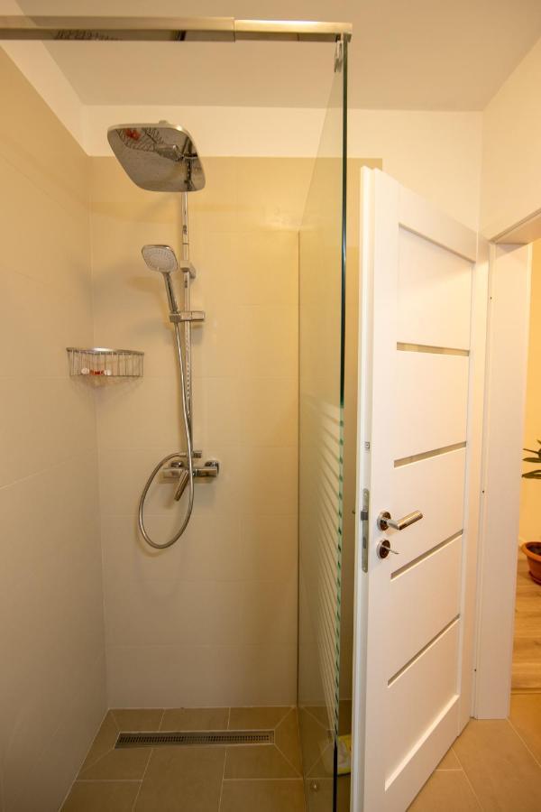 Central Place Apartment Timisoara 2 Luaran gambar